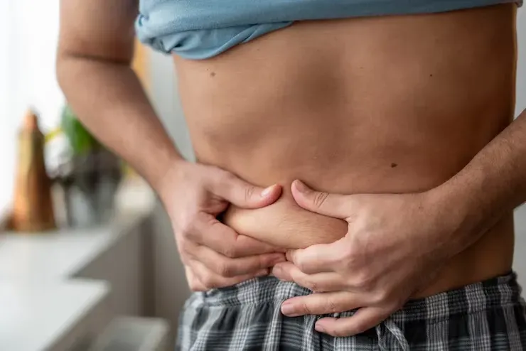Lipoaspiração em Homens: entenda como funciona